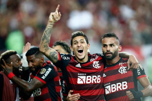 Flamengo fura a bolha e aparece entre os 20 mais ricos do mundo