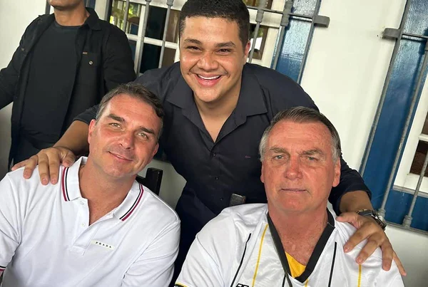 O almoço de Bolsonaro, Cláudio Castro e Eduardo Cunha no Rio
