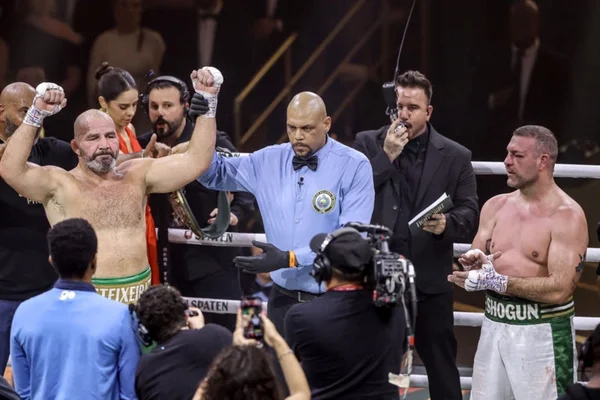 Após ser nocauteado, Shogun pede revanche a Glover: “Topa mais uma?”