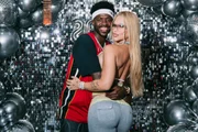 Vini Jr. abre álbum de férias e posa agarradinho com Virginia; foto - imagem 3 Vini Jr. abre álbum de férias e posa agarradinho com Virginia; foto - imagem 3