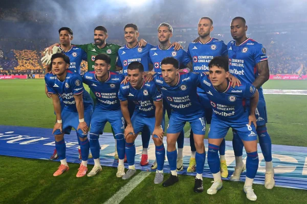 Foto colorida do Cruz Azul, do México - Metrópoles