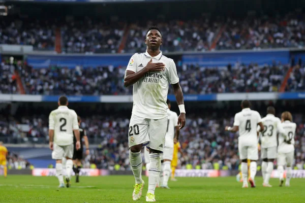 Vini Jr: governo brasileiro notificará autoridades espanholas e La Liga