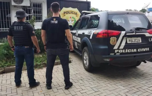 Homem é preso por pornografia infantil em SC após denúncia dos EUA