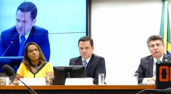 Ministro Anderson Torres (Justiça) com deputado Felício Laterça