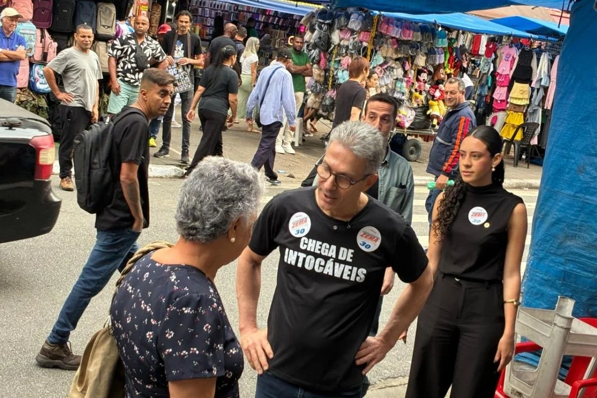 Candidato à presidência, Romeu Zema (Novo) visita a Rua 25 de Março, em São Paulo Candidato à presidência, Romeu Zema (Novo) visita a Rua 25 de Março, em São Paulo
