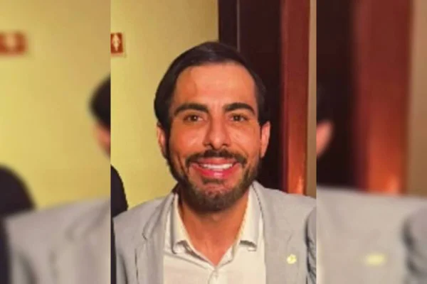 Detido, ex-deputado paga R$ 30 mil de fiança após ameaçar namorada