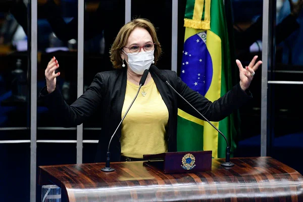 Senado aprova projeto que veda tese de “legítima honra” em feminicídio