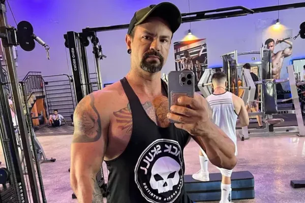 Foto colorida do personal trainer Bruno Fidelis - Metrópoles