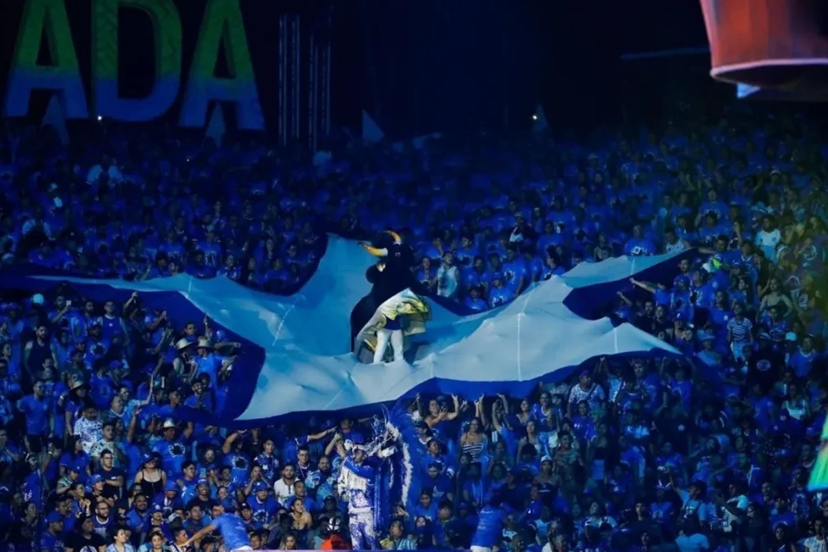 Boi Caprichoso no Festival de Parintins 2026 Boi Caprichoso no Festival de Parintins 2026