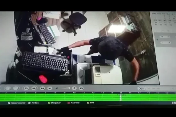 Bandido conhecido como MacGyver furta objetos em supermercado em Uruaçu, Goiás