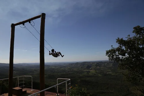 Além do balanço gigante: veja 5 atrações na Chapada da Contagem, no DF