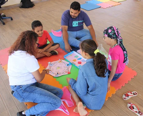 Abrace promove jogos para humanizar tratamento contra o câncer
