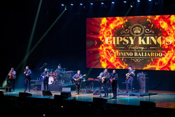 Gipsy Kings e Sidney Magal anunciam turnê inédita pelo Brasil - destaque galeria