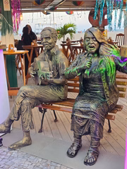 Esculturas de Gilberto Gil e Preta Gil 