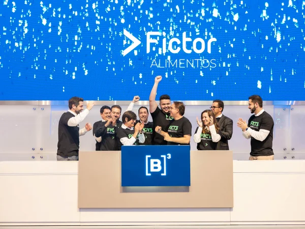 Consórcio liderado pela Fictor Holding Financeira pediu ao Banco Central para comprar o Banco Master S.A Metrópoles 10