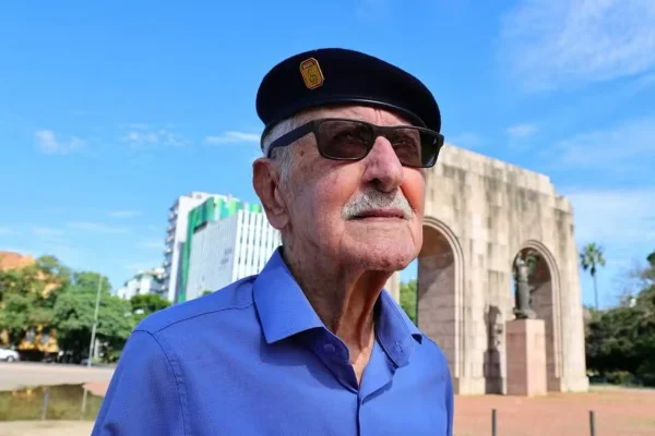 Imagem colorida, Capitão gaúcho que lutou na 2ª Guerra Mundial falece aos 103 anos - Metrópoles