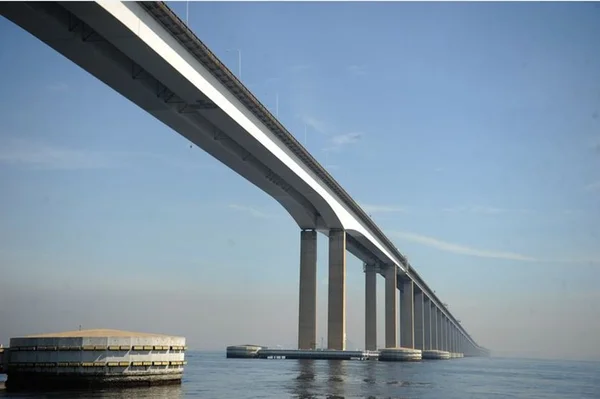 Três suspeitos são presos após arrastão na Ponte Rio-Niterói