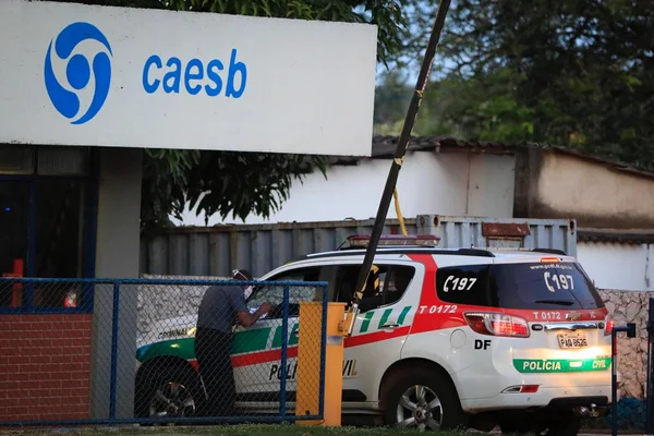 Partes de corpo localizados em Estação de Esgoto