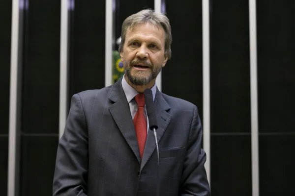 líder do PT na Câmara, deputado Pedro Uczai (SC)