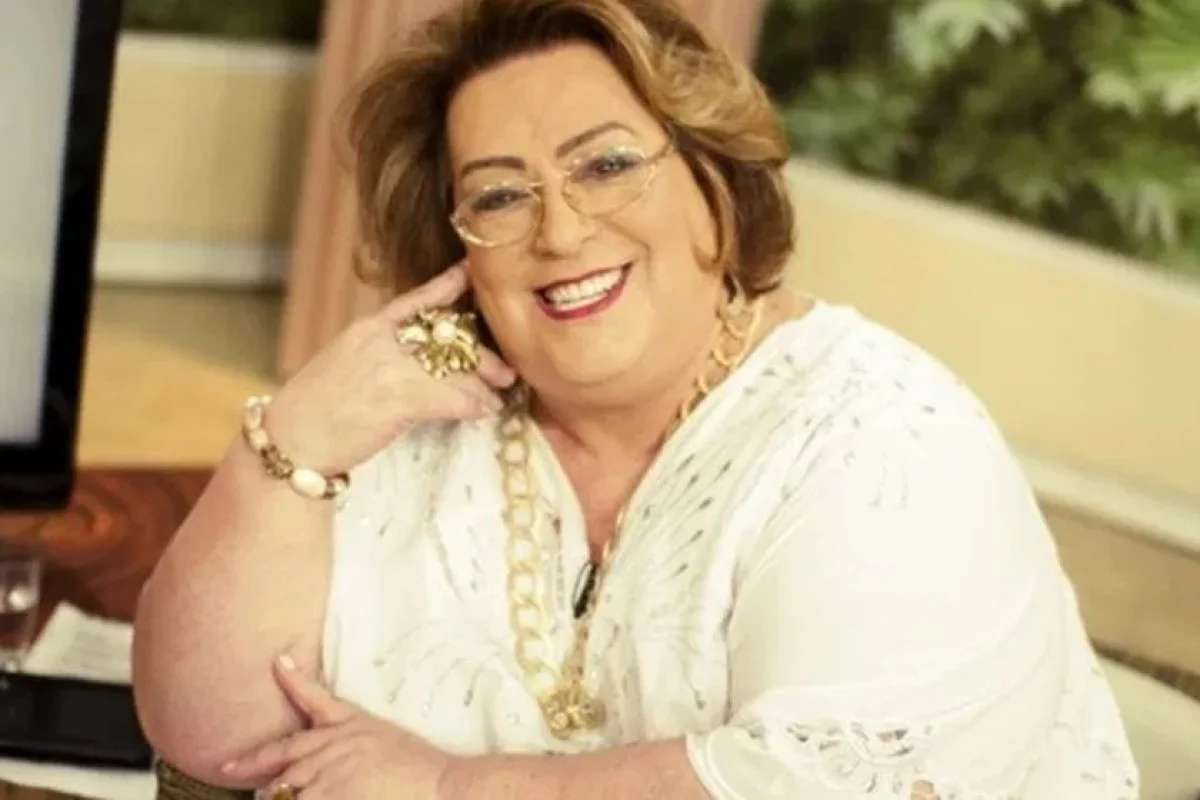 Mamma Bruschetta é socorrida às pressas após engasgar na RedeTV!