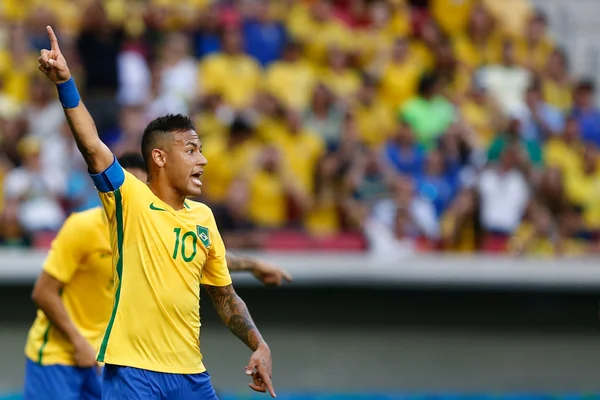 Liga espanhola pode dificultar transferência de Neymar para o PSG