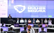Janja Silva e ministros visitam o Centro Integrado Mulher Segura
Janja Silva e ministros visitam o Centro Integrado Mulher Segura