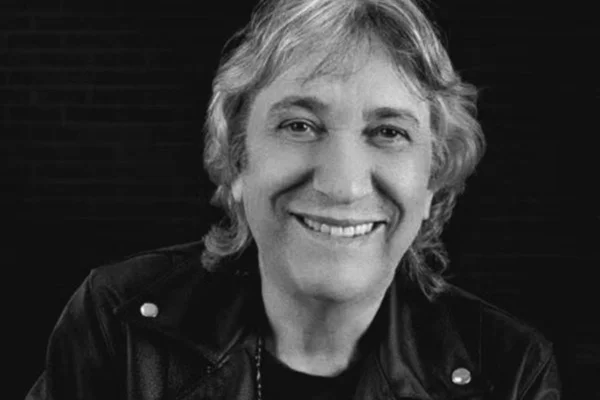 Quem era Ricardo Braga, o 'sósia' de voz de Roberto Carlos que morreu aos 73 anos - Metrópoles