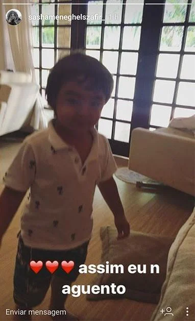 Mulherão! Sasha, filha de Xuxa, arrasa em foto apenas de biquíni