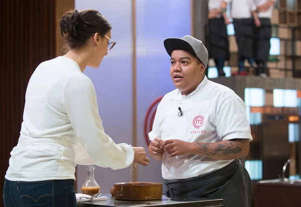 MasterChef Profissionais: autor de comentários polêmicos, Thales sai