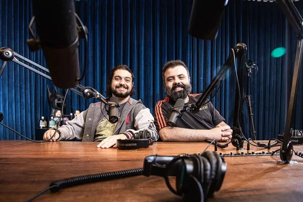 Após polêmica com Monark, dono do Flow detona famosos e o YouTube