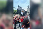 Bandeira do anime “One Piece” em atos pró-Lula. Entenda o significado - imagem 6