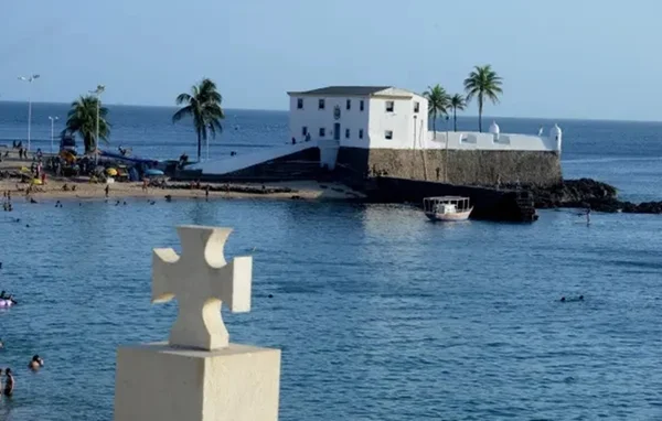 Briga entre barraqueiros termina em homicídio no Porto da Barra