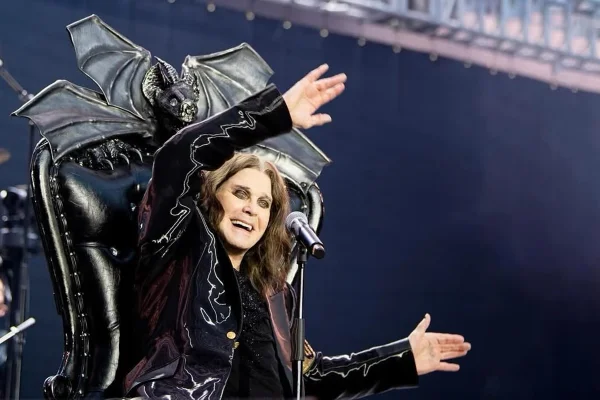 Ozzy Osbourne será homenageado nas ruas do Reino Unido durante funeral