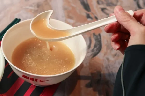 nike lança loja restaurante de sopa - metrópoles