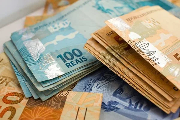 Bancos e poupadores chegam a acordo de R$ 10 bi sobre planos econômicos
