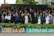 Edson Fachin, Davi Alcolumbre e Hugo Motta são algumas das autoridades que participam do desfile de 7 de Setembro Edson Fachin, Davi Alcolumbre e Hugo Motta são algumas das autoridades que participam do desfile de 7 de Setembro