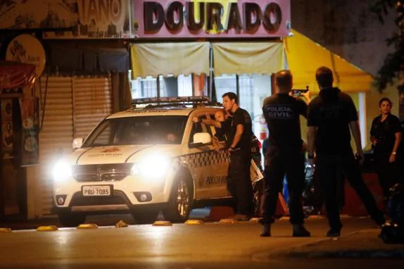 Polícia faz reconstituição da morte de médico baleado por PM