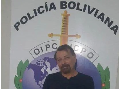 Premier italiano diz que Battisti irá diretamente da Bolívia à Itália