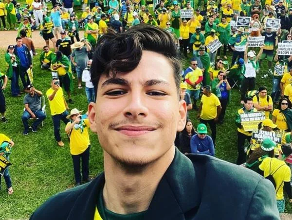 Isac Ferreira