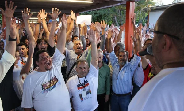 Servidores da CEB também entrarão em greve