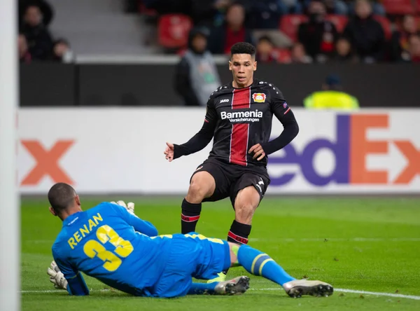 Paulinho, do Leverkusen, em jogo da Liga dos Campeões 2018/2019