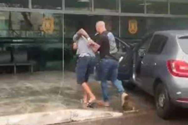 Traficante preso - Metrópoles