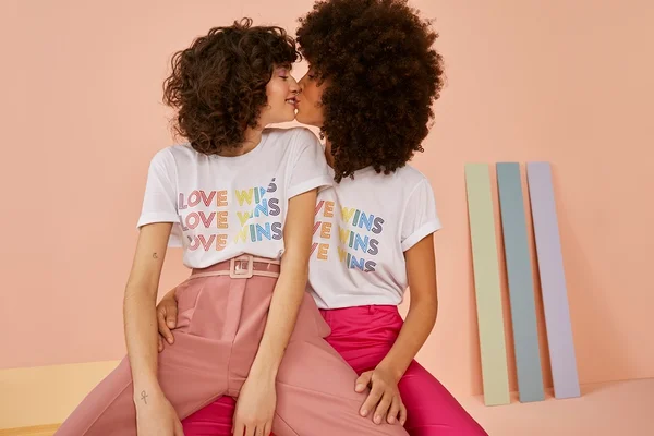 Cresce o número de produtos voltados ao mês do Orgulho LGBT