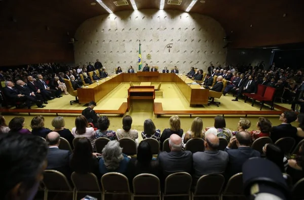 Ministros do STF atuaram para arquivamento da CPI da “Lava Toga”