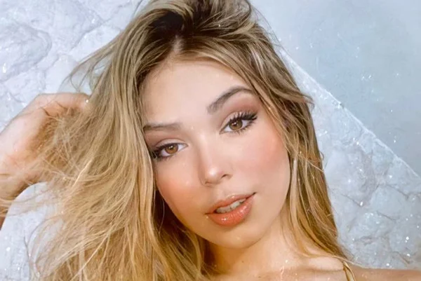 Mãe de Melody acusa pai da cantora de alienação parental. Ele rebate