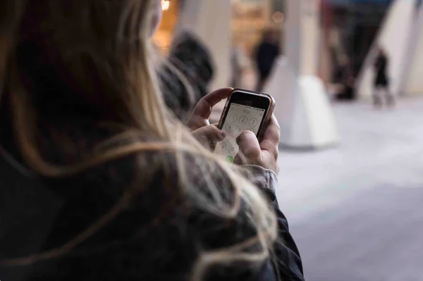 Ouça o áudio da mulher que ligou para o 190 fingindo pedir pizza para denunciar marido agressor