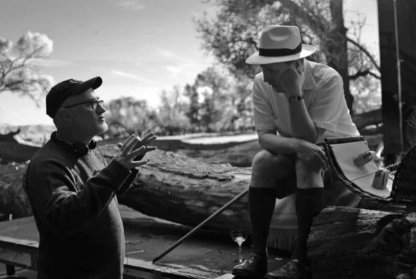 Mank: filme de Fincher para a Netflix ganha novas imagens de bastidores