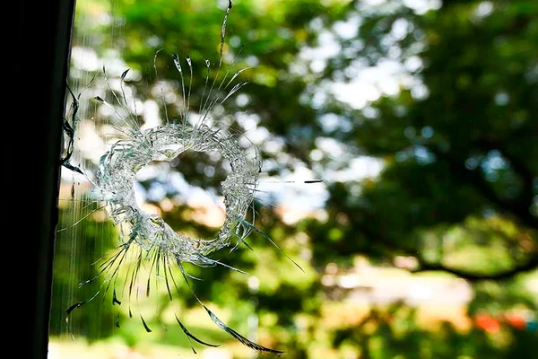 Após carnaval, tiros atingem janelas de moradores da 106 Sul