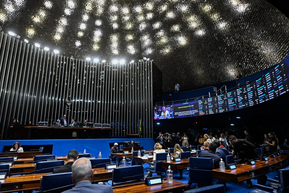 O plenário do Senado Federal O plenário do Senado Federal