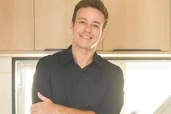 Pablo Sanábio faz balanço após tumor na cabeça: "A vida é linda" - Metrópoles